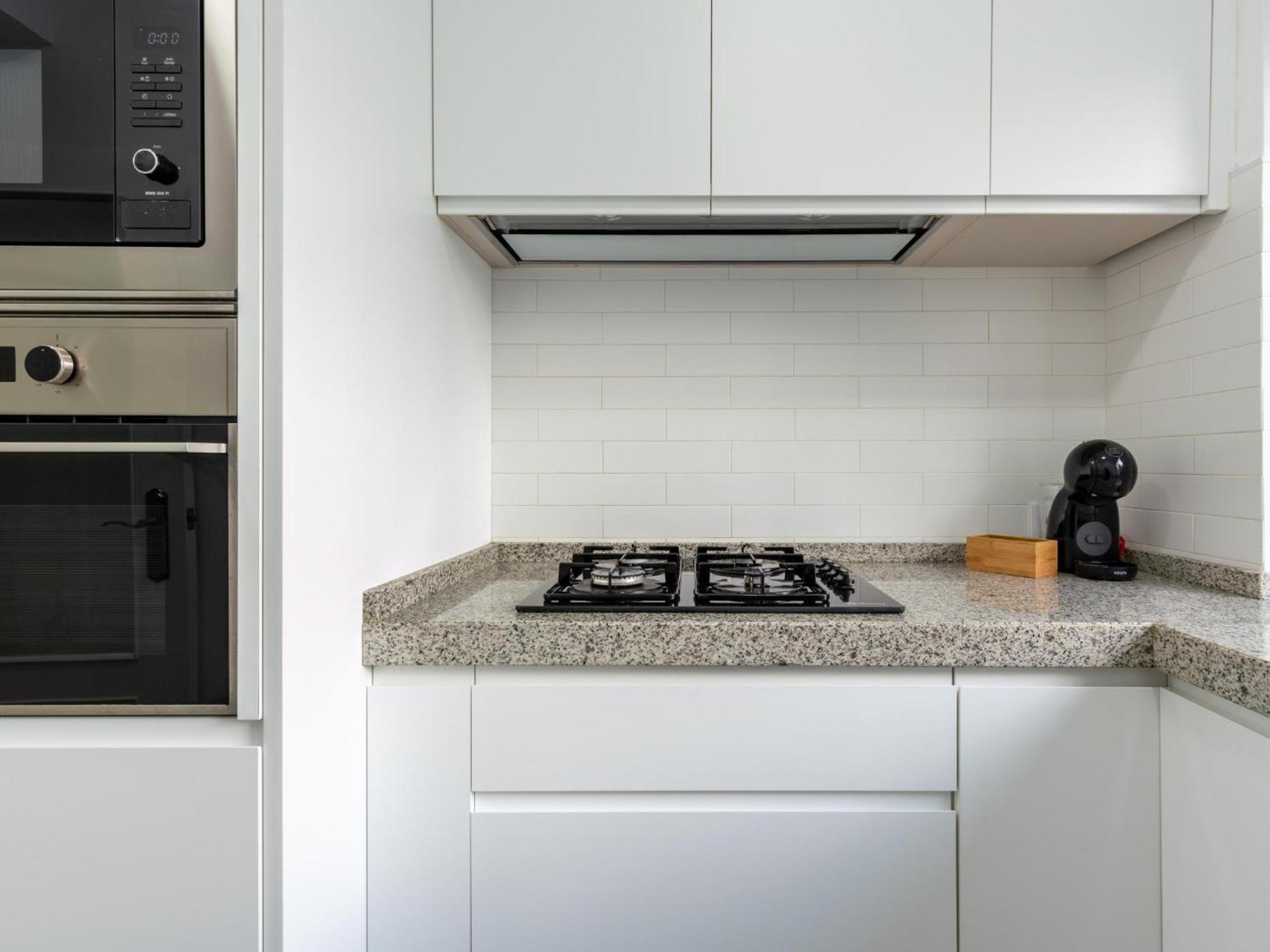 Holi-Rent Padre Isla Apartment Севиля Екстериор снимка
